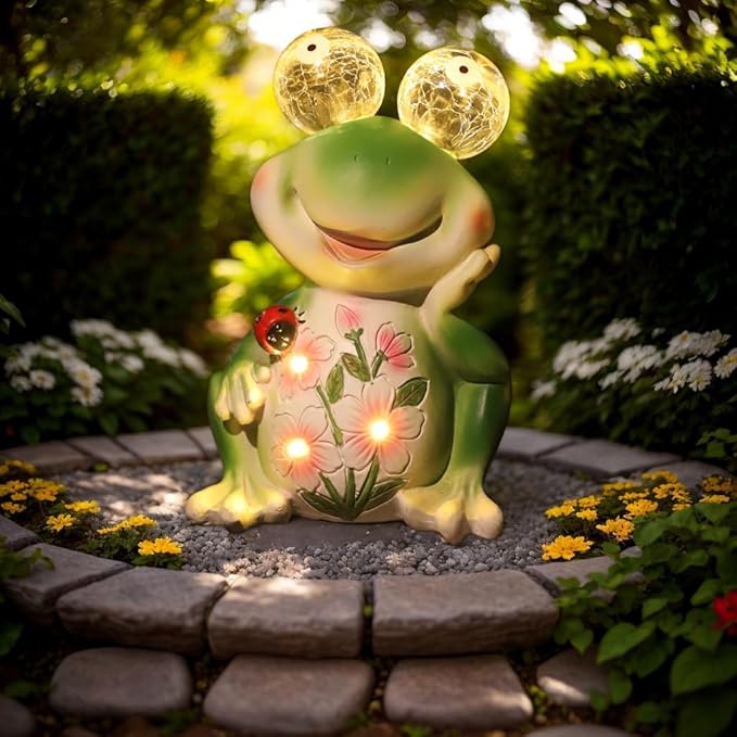 ASTRAEUS Solar Frog Statue Garden Light Figurine Outdoor Decor with 5 LED Lights Lawn Decor Statue Unique Christmas Birthdays Housewarming Gift for Patio, Balcony, Yard