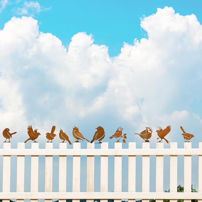 DIVINA VITAE 10Pcs Rusty Birds Decoration Lifelike Metal Birds Yard Art Simulation Bird Statue Yard Garden Decor for Outdoor Sculptures Art Fence Decorations(Style B)
