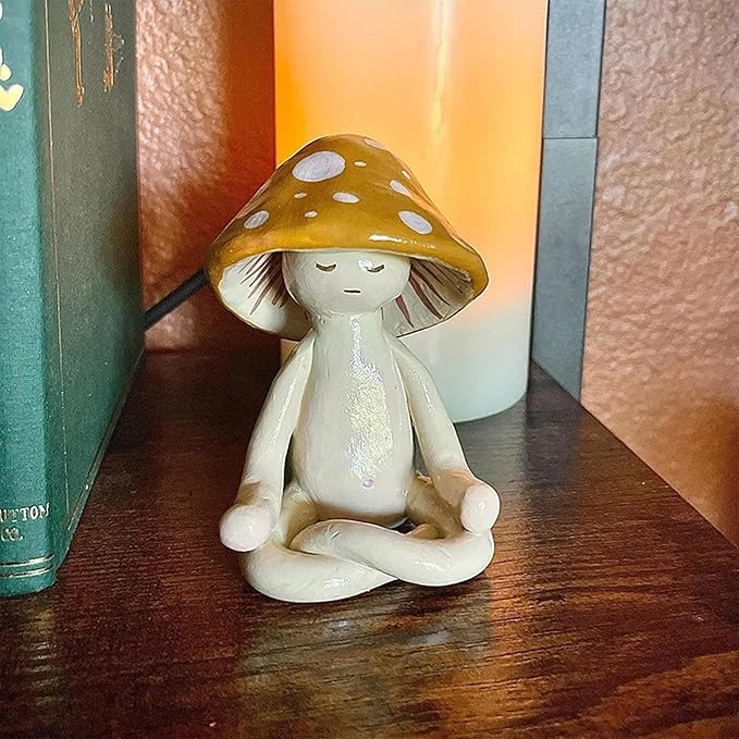Meditation Mushroom Resin Statue - Cute Meditation Mushroom Statue for Desk Living Room Resin Figurine for Home Patio Office Decoration Cute Plant Statues for Tabletop Garden Backyard Decor